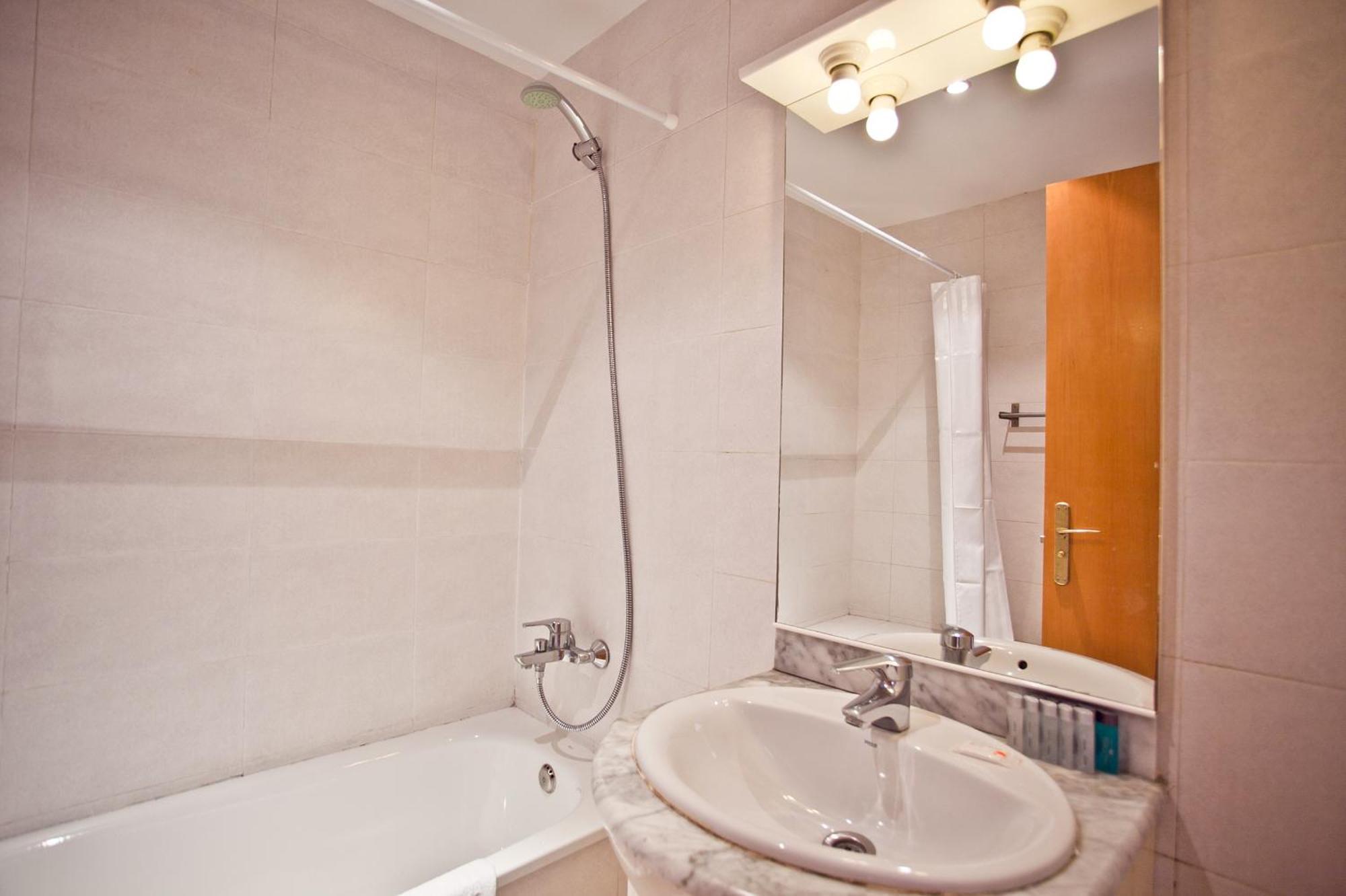 Ramblas Apartments — Fotos 3